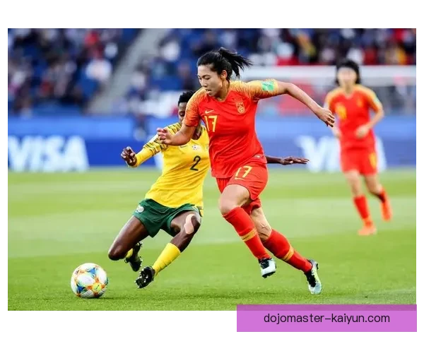 中国队在女足世界杯中表现稳健，展现出持续提升的竞争力