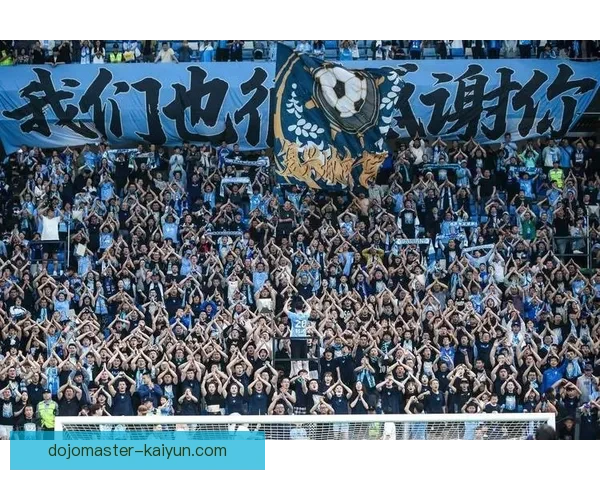 中超球衣推荐展现球队风格与球迷热情，值得关注的品牌与设计解析